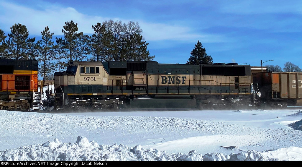 BNSF 9751